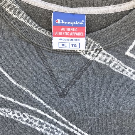 【on champion】 OMA overdrawing sweatshirt 77  satisfaction  原始肺魚 | primitive lung fish