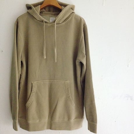 PIGMENT DYE P/O HOODIE