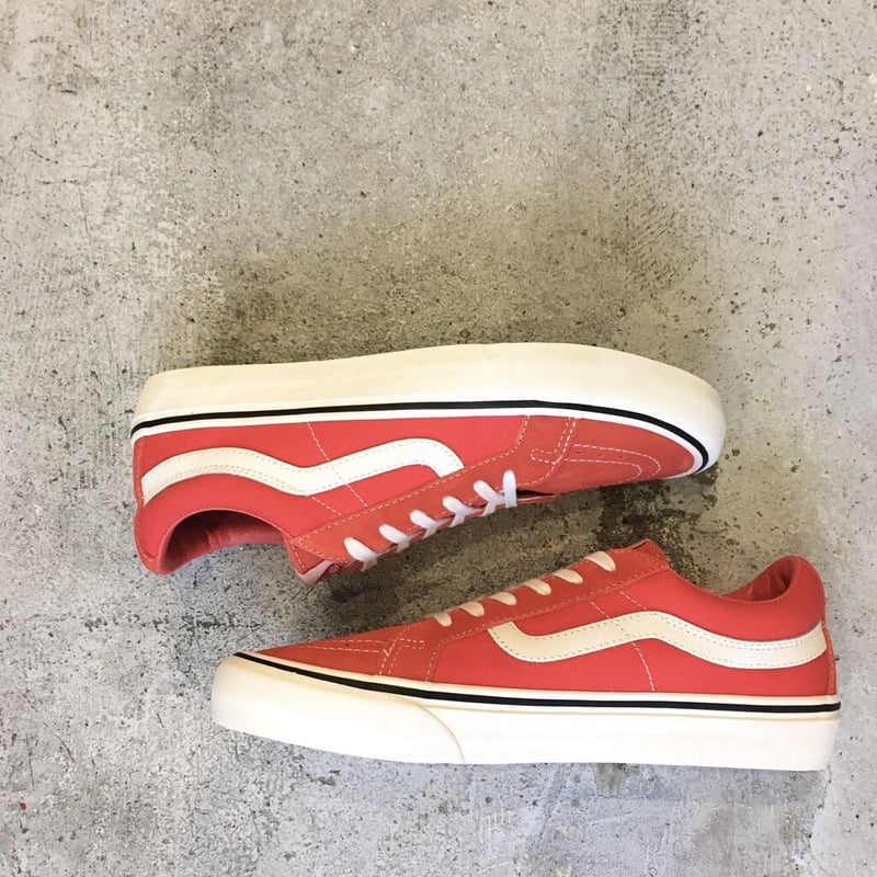 Colorful vans low deals