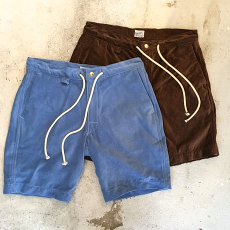 SIDEWALK SHORTS