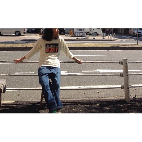 SIGNBOARD FOOTBALL Tee
