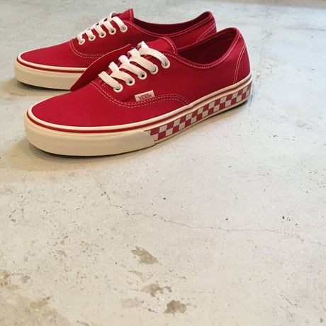 VANS / AUTHENTIC