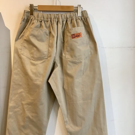 LOOSER PANTS