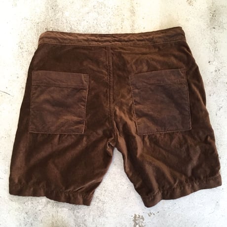 SIDEWALK SHORTS