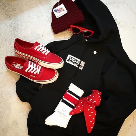 VANS / AUTHENTIC