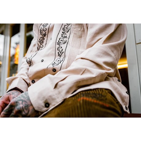 【ESTRELLA STANDARD GUAYABERA 】 "REJILLADA "