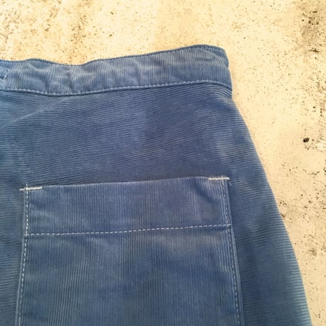 SIDEWALK SHORTS