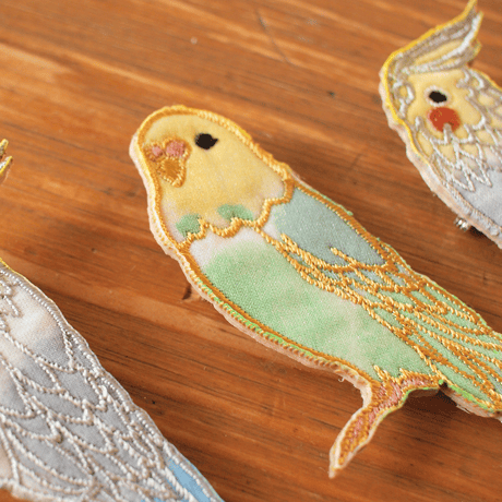 鳥さん刺繍ブローチ