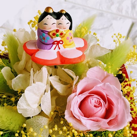 初節句♡　ひな祭りプリザーブドフラワーアレンジ　紫陽花、ピンクの桜色のバラ、黄色いミモザのようなかすみ草　ウエディングウエルカムコーナー