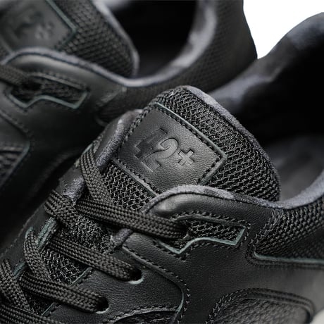 素材別注 VIBRAM ソール｜Black leather sneaker｜Z5004-01