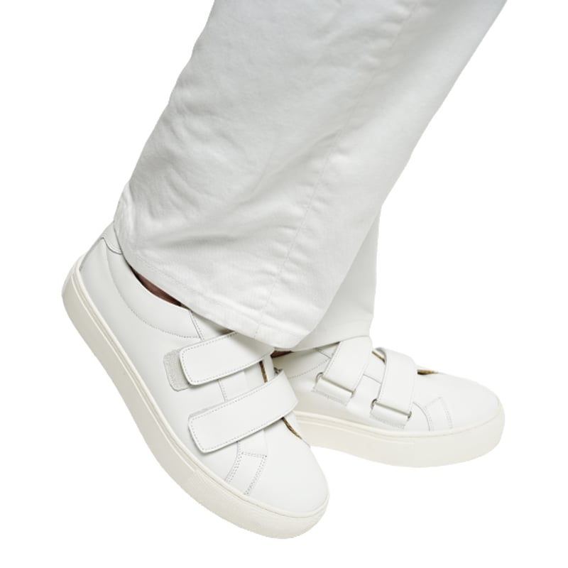 爽やかホワイトフラットソールスニーカー｜Velcro sneaker white