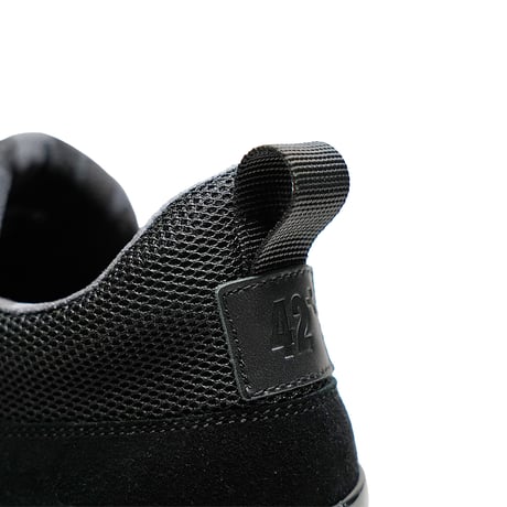 素材別注 VIBRAM ソール｜Black camouflage leather sneaker｜Z5004-CB01