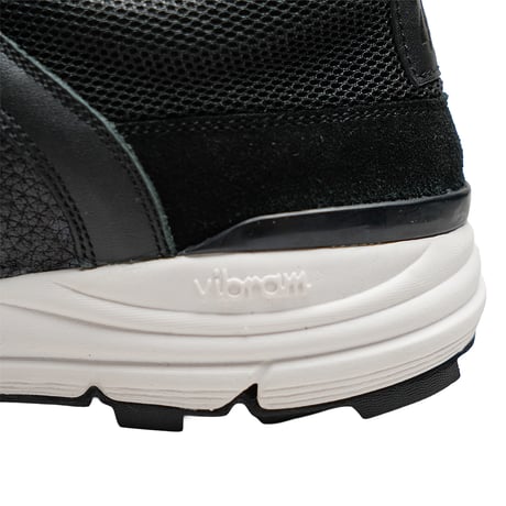 素材別注 VIBRAM ソール｜Black leather sneaker｜Z5004-01