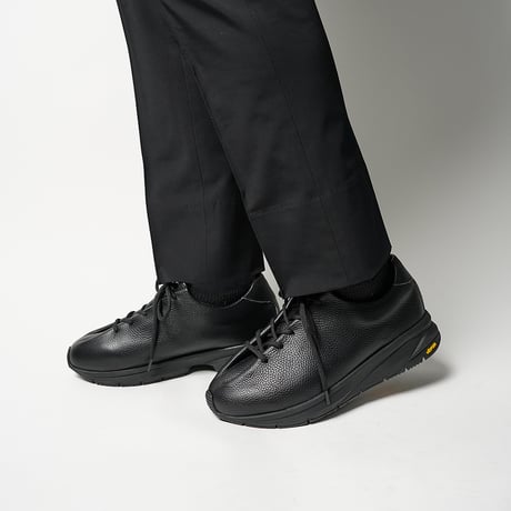 素材別注 VIBRAM ソール｜Whole cut sneaker｜CS4912E-01