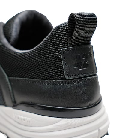 素材別注 VIBRAM ソール｜Black leather sneaker｜Z5001-CB01