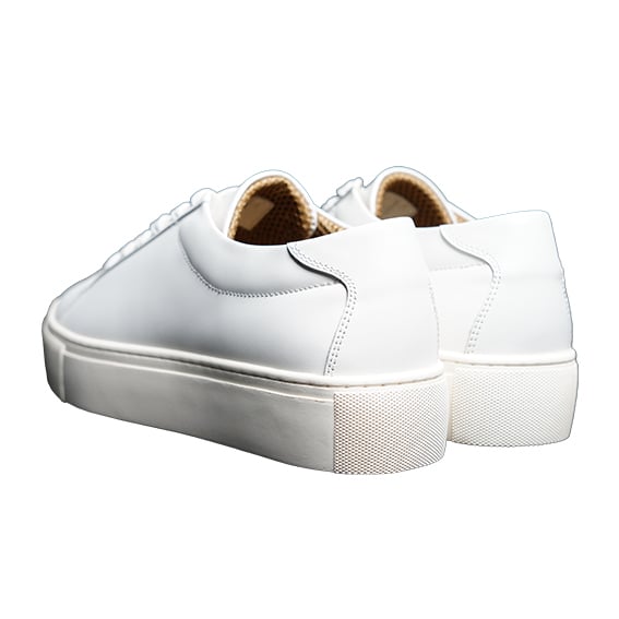 爽やかホワイトフラットソールスニーカー｜Lace up sneaker white