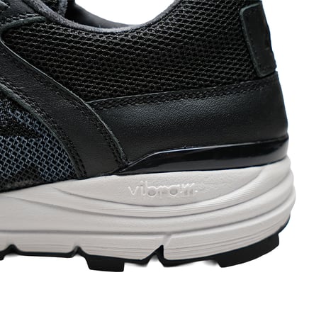 素材別注 VIBRAM ソール｜Black leather sneaker｜Z5001-CB01