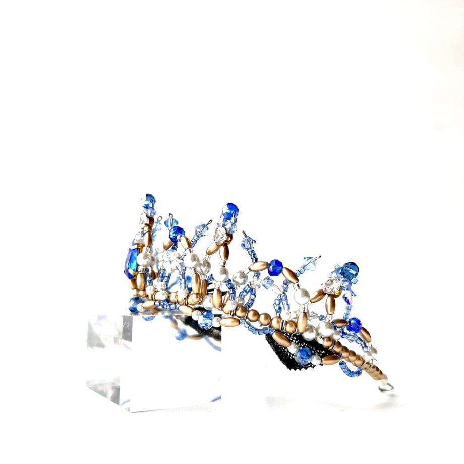 5c4db1dd3b636526f383fcc2