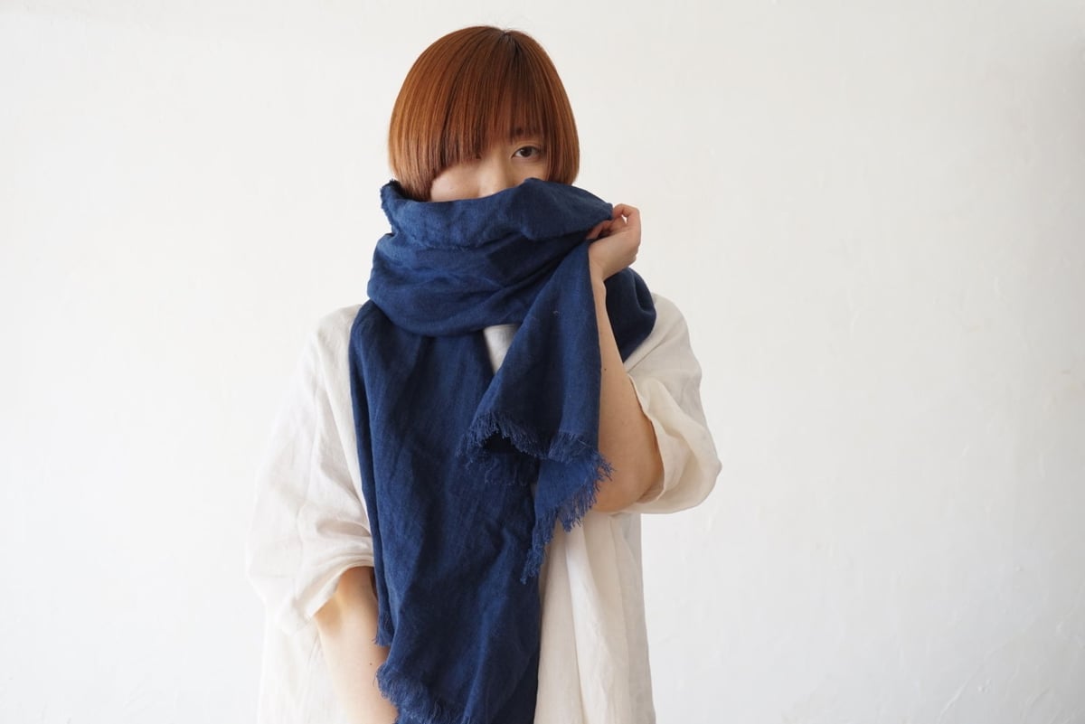 育てるストール ハーフ 起毛リネン ネイビー | KOMO
