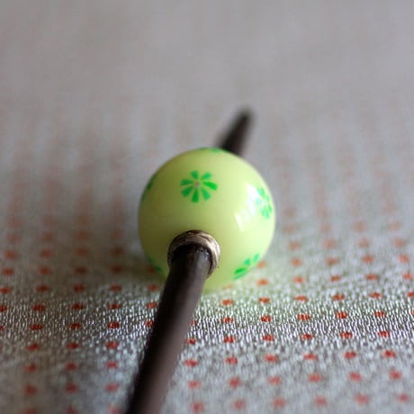 乳白玉　浅葱小紋散　蜻蛉玉簪