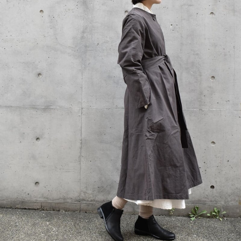 tita ハード天日ワッシャークルーネックコート | pivoine