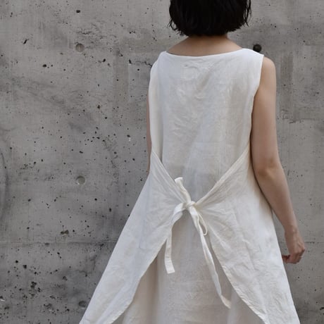 asabito  リネンAラインエプロンワンピース