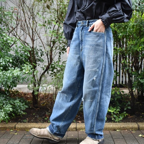 YARRA NEU 加工デニムパンツ