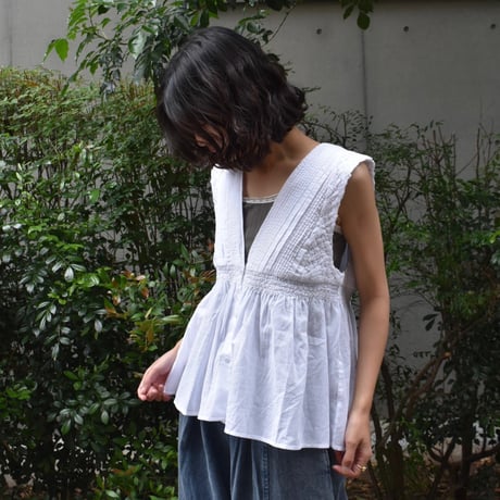 doux bleu コットンボイルスモッキングベスト