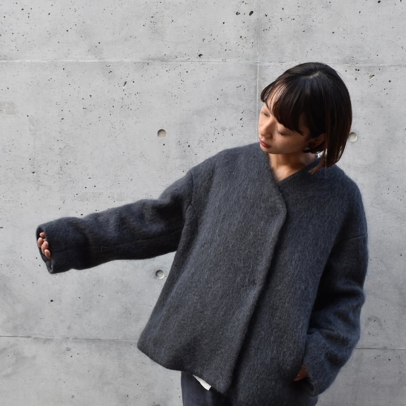 クリスチャンディオール シャギー コクーンコート オーバーサイズ モヘア混 黒 クリスチャンディオール シャギー コクーンコート オーバーサイズ