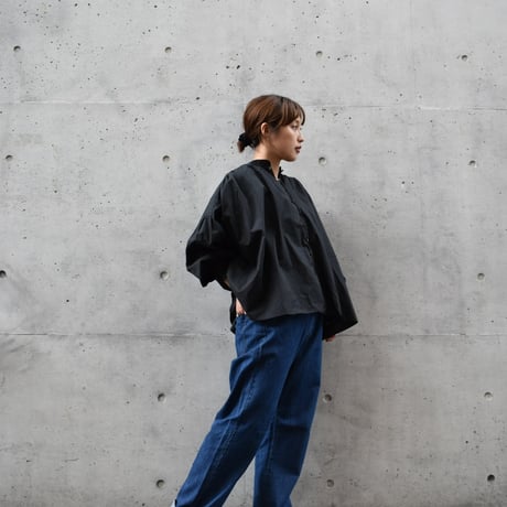 DIARIES デニムタックテーパードパンツ