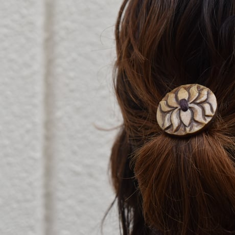 ボタンヘアゴム