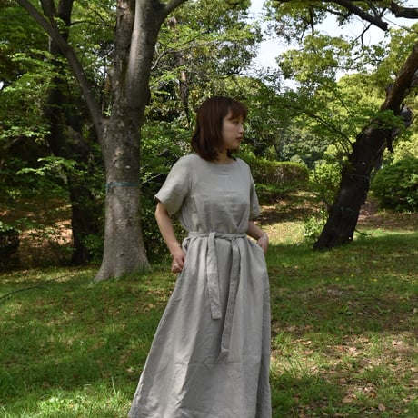 asabito リネンショートスリーブワンピース