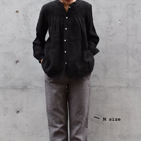 tita テーパードパンツ