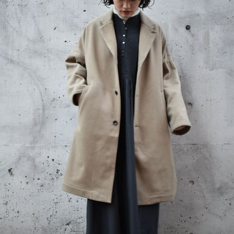 andlea pompilio 比翼コート イタリア製 48 白く