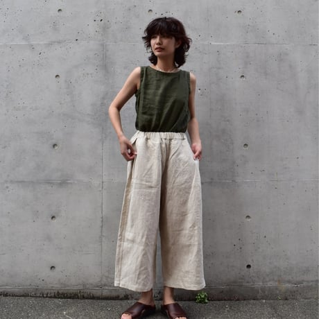 nuu バックプリーツタンクトップ