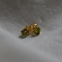 ペリドット　ピアス