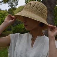 ラフィアかぎ編みハット