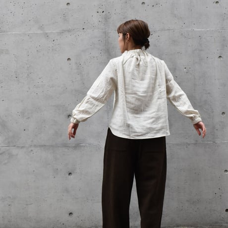 TISSU オリジナルウールヘリンボンタックストレートパンツ