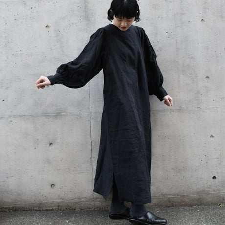 asabito タックスリーブワンピース