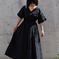 asabito リネンVギャザーワンピース