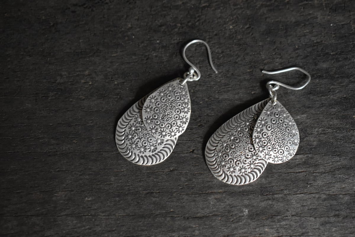 カレンシルバー ピアス 花模様 | pivoine