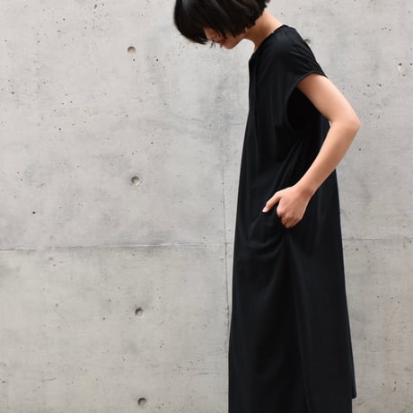 me. ツインクルドコットン バックシアーワンピース