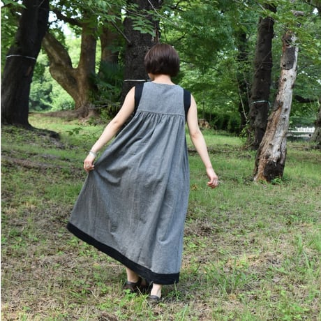nuu 刺し子入りタンクトップワンピース