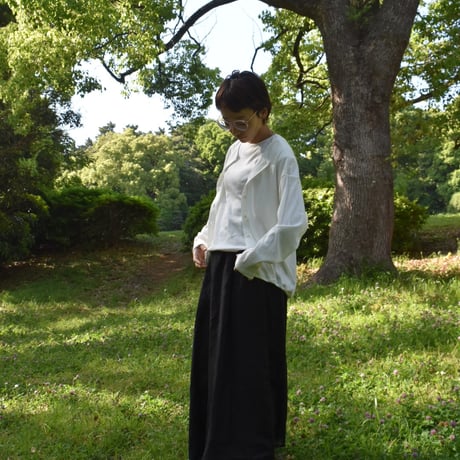 slone square 綿ベルギーリネンカーディガン