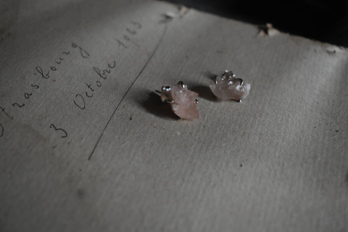 Nakamura Nazuki suna pierce | pivoine