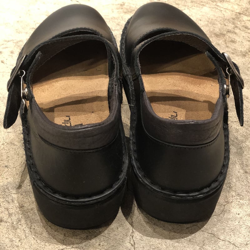 NAOT OLGA Matt Black | pivoine NAOT OLGA Matt Black | pivoine