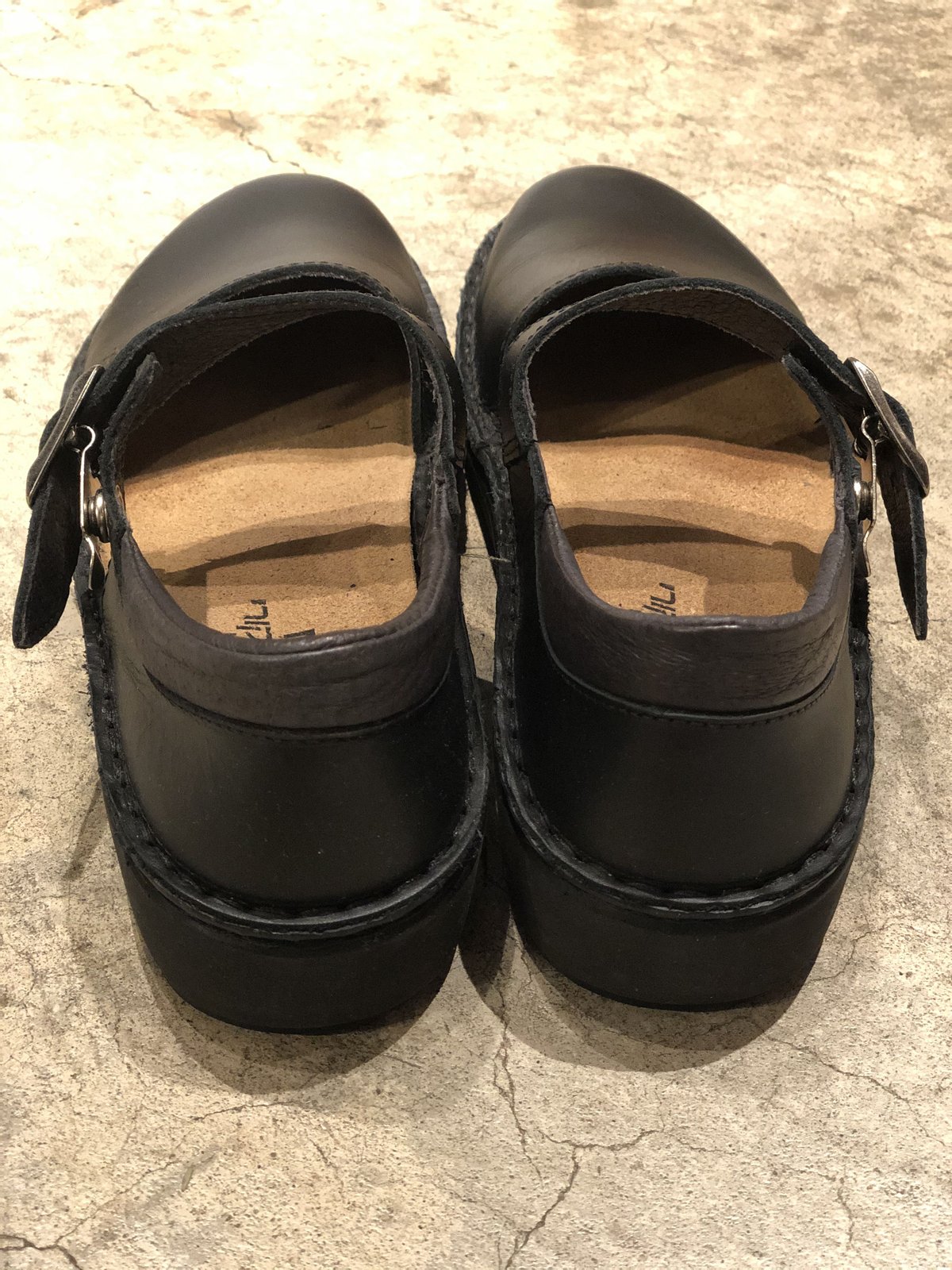 NAOT OLGA Matt Black | pivoine NAOT OLGA Matt Black | pivoine