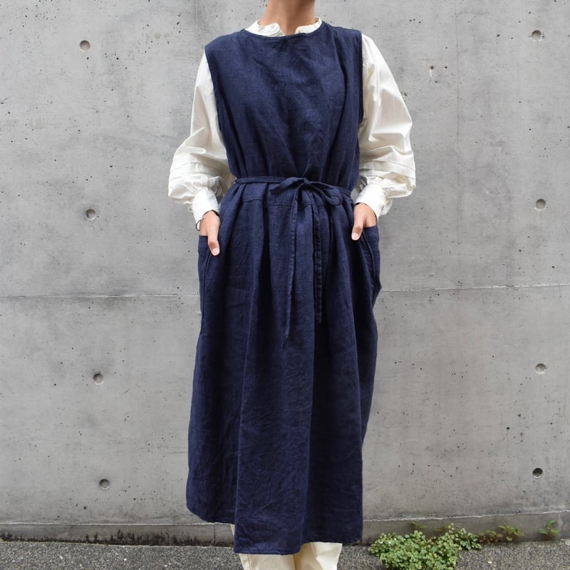 asabito リネンキャンバス天日ワッシャー袖なし割烹着 | pivoine