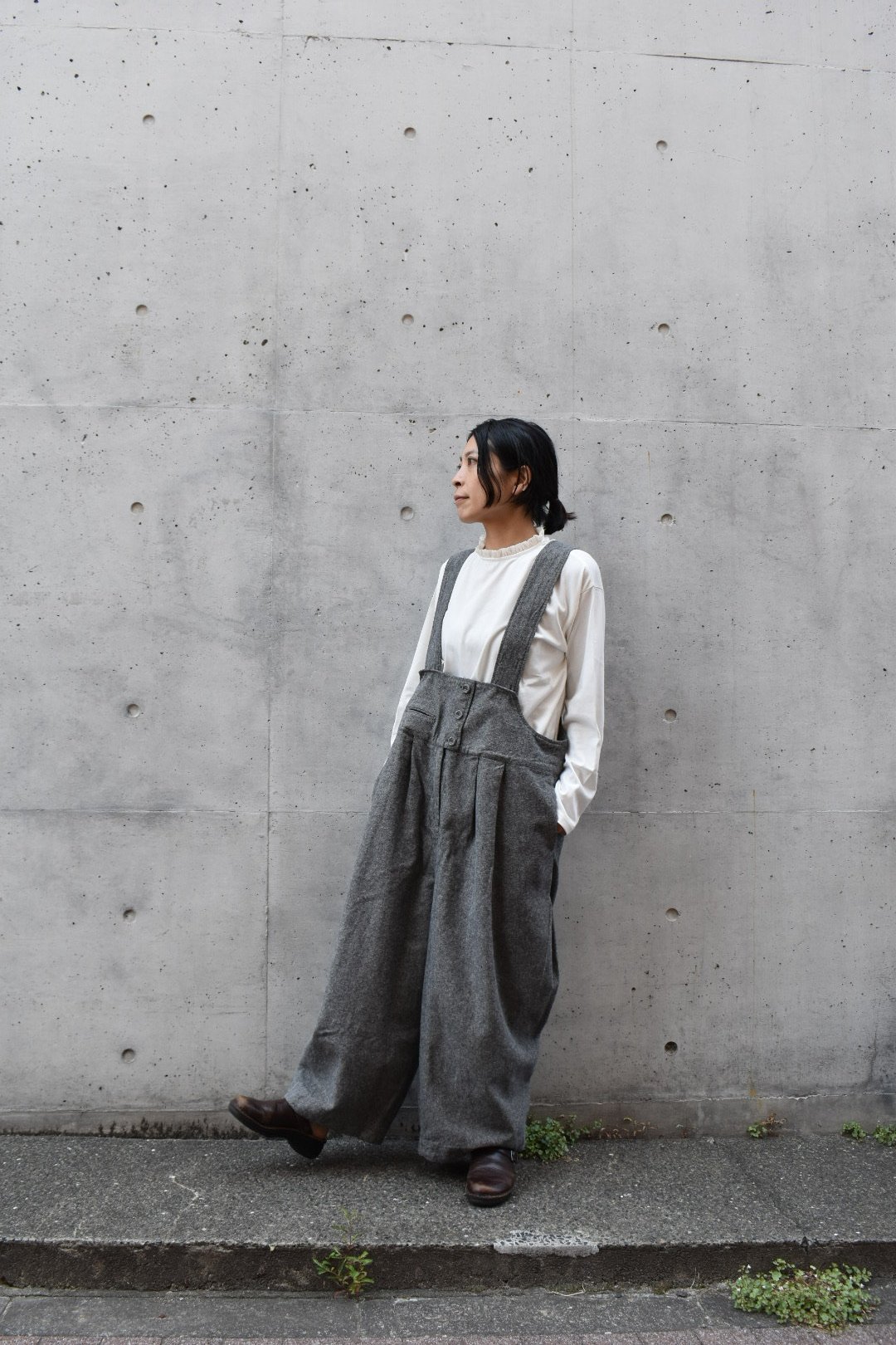 tumugu コットンリネン起毛ツイルサロペット | pivoine