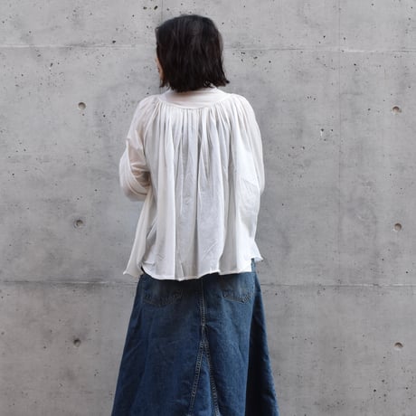doux bleu タートルギャザーブラウス